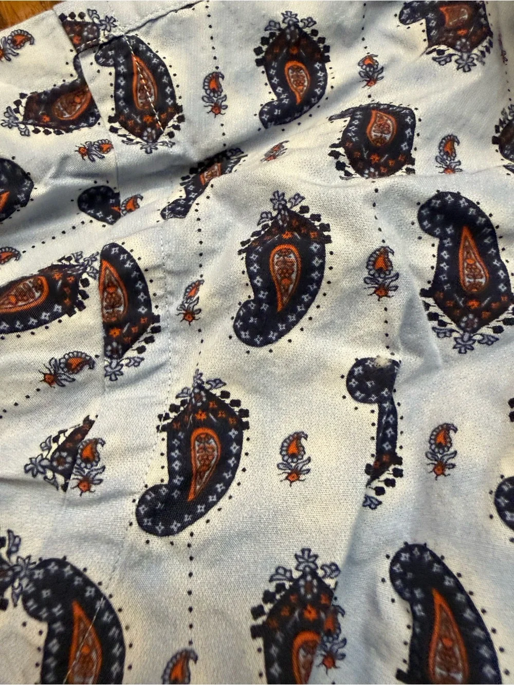 Thomas Dean White Paisley Button-Down Shirt with Brown Accents